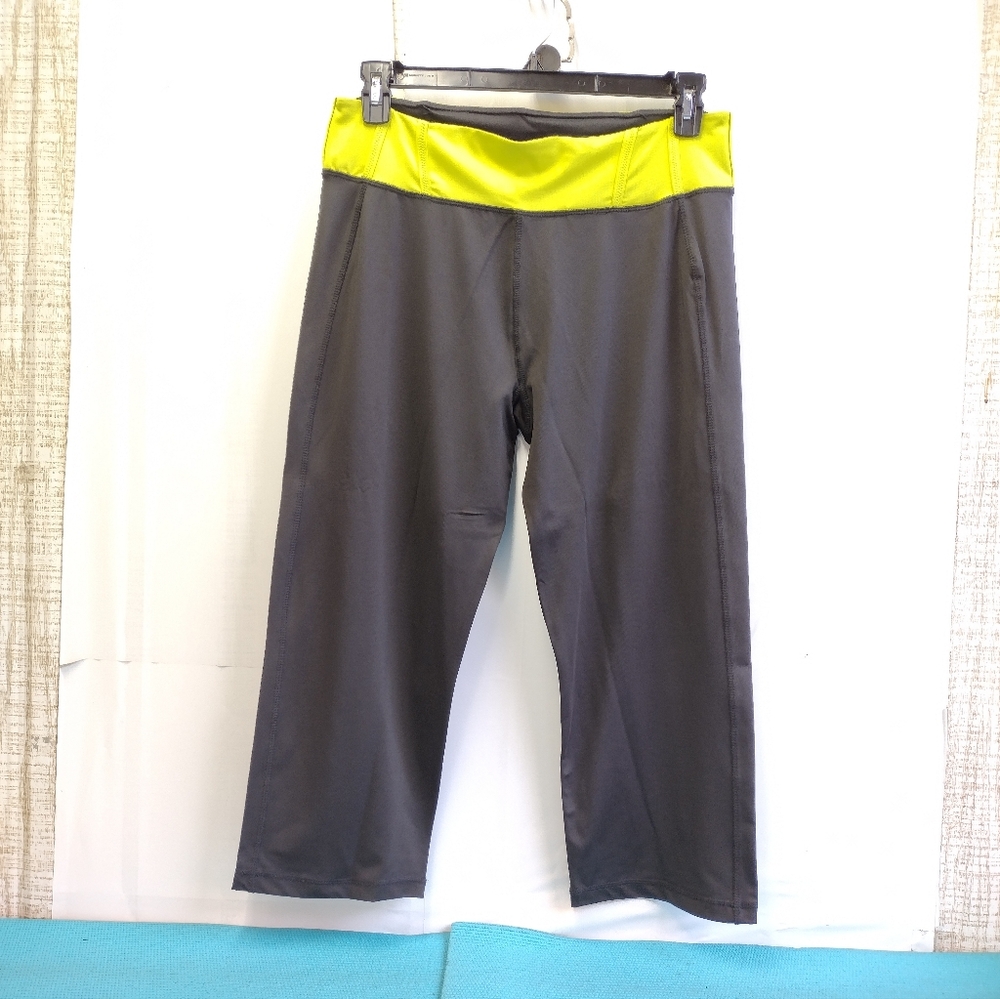 Taylor And Hyde Capri Active Gym Pants Leggings Straight Leg - XL